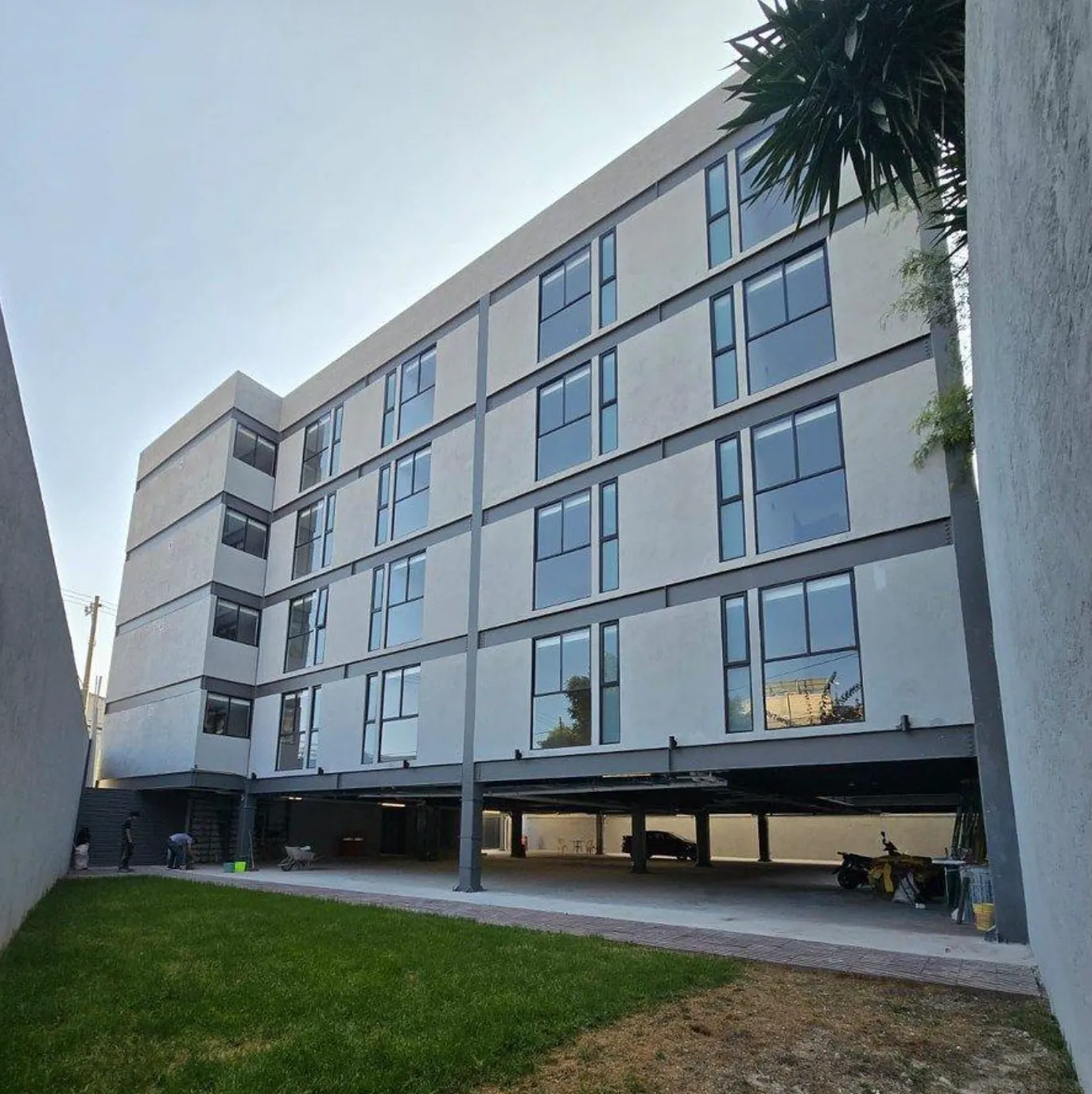 Departamento en edificio nuevo